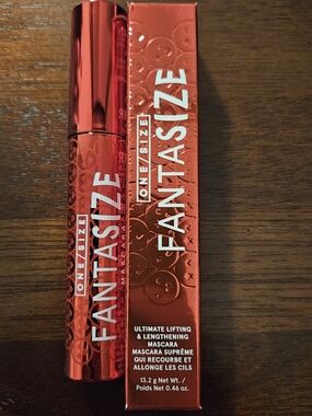 ONE/SIZE Fantasize Mascara - Bodacious Black (NIB)